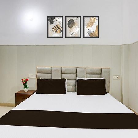 Hotel O Vk Palace Agra  Kültér fotó