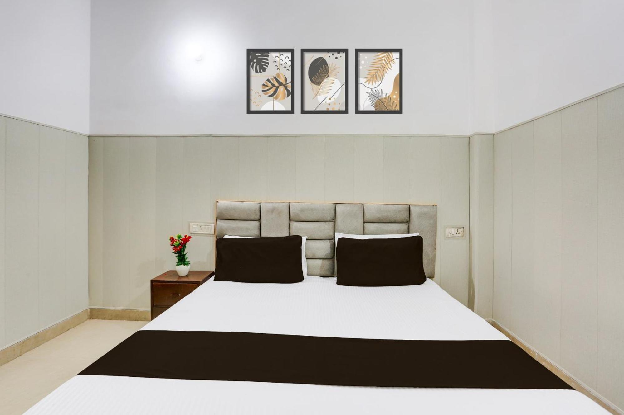 Hotel O Vk Palace Agra  Kültér fotó