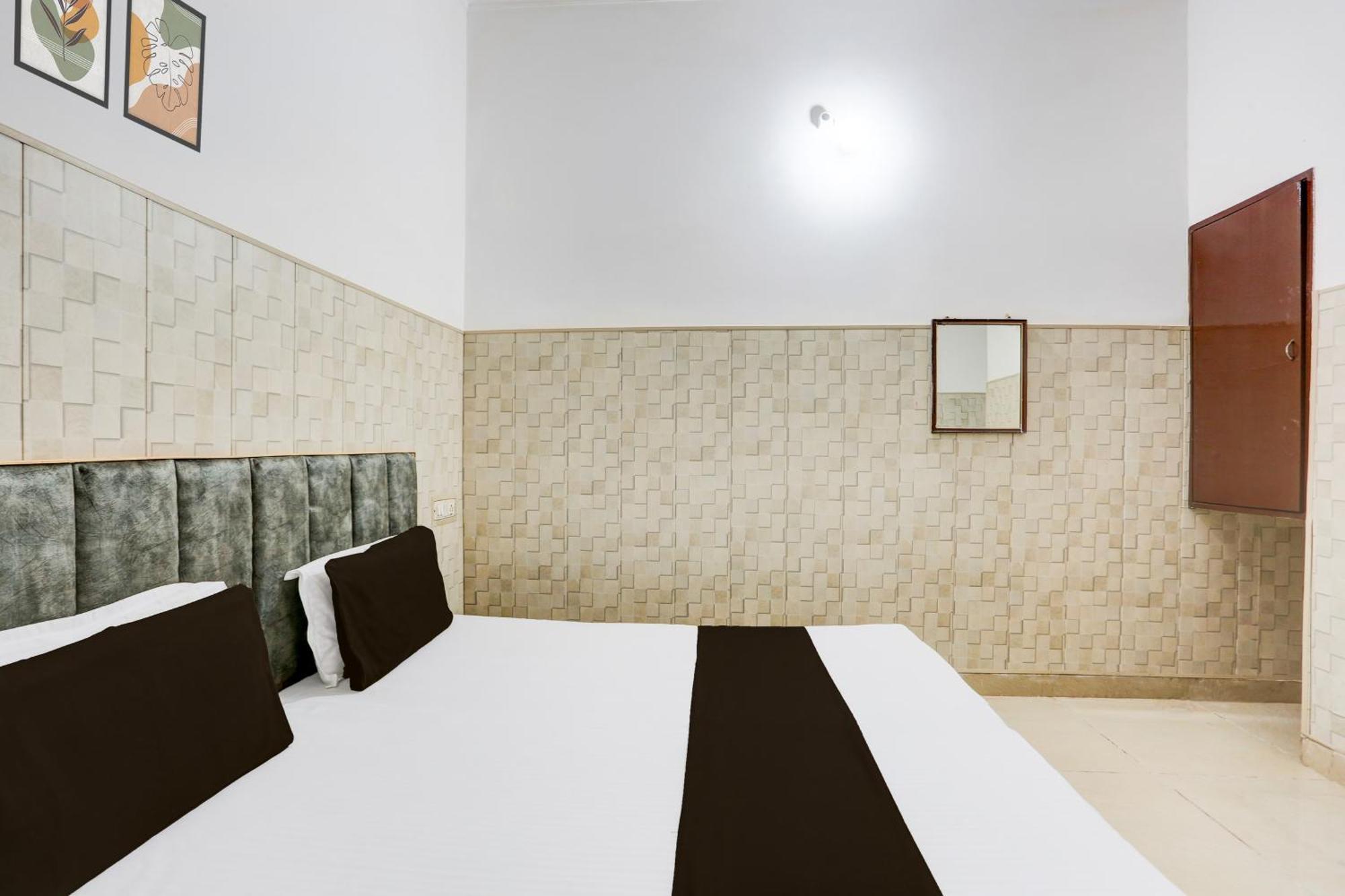 Hotel O Vk Palace Agra  Kültér fotó