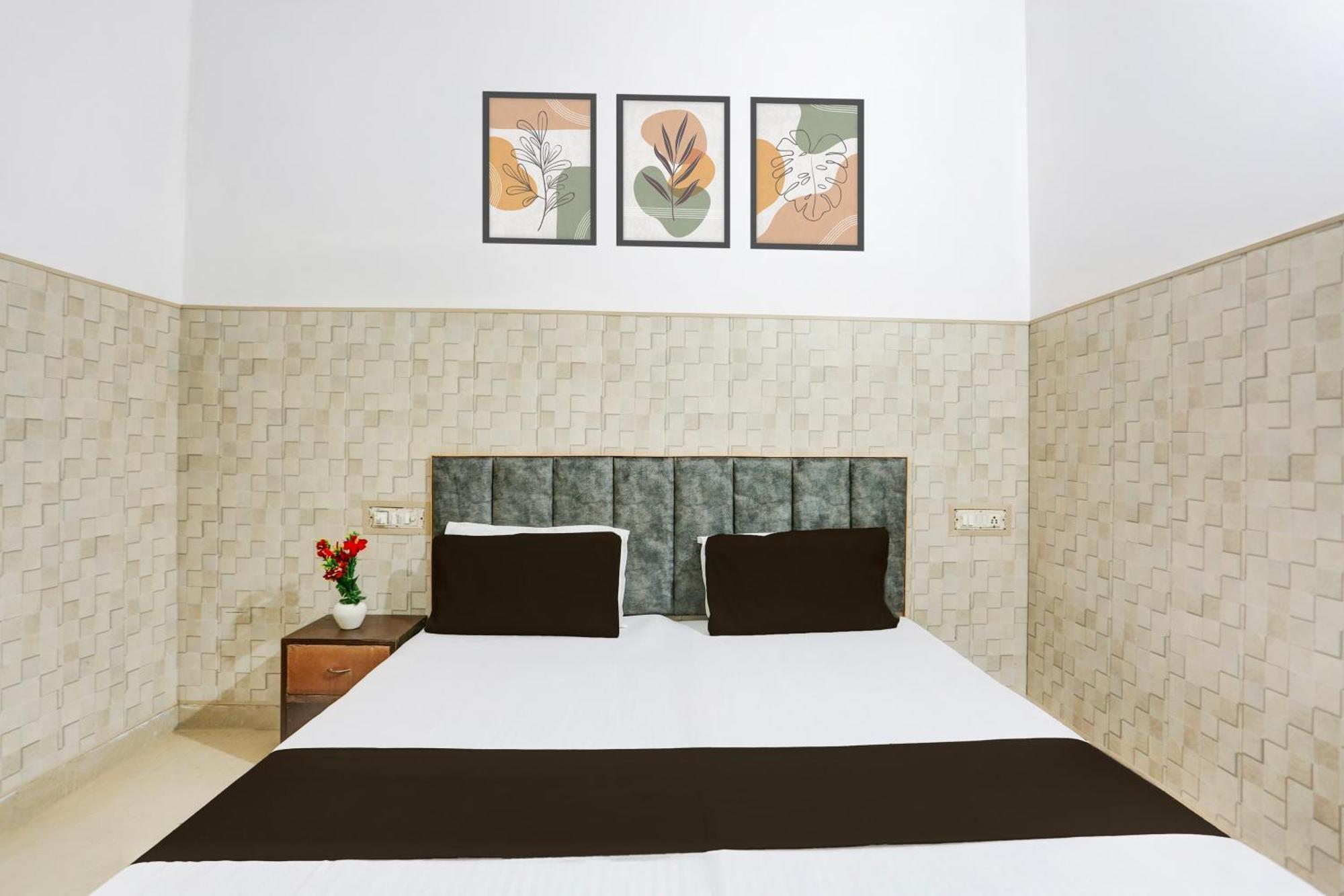 Hotel O Vk Palace Agra  Kültér fotó